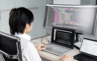 定安 ,php声明和调用变量的符号是什么？